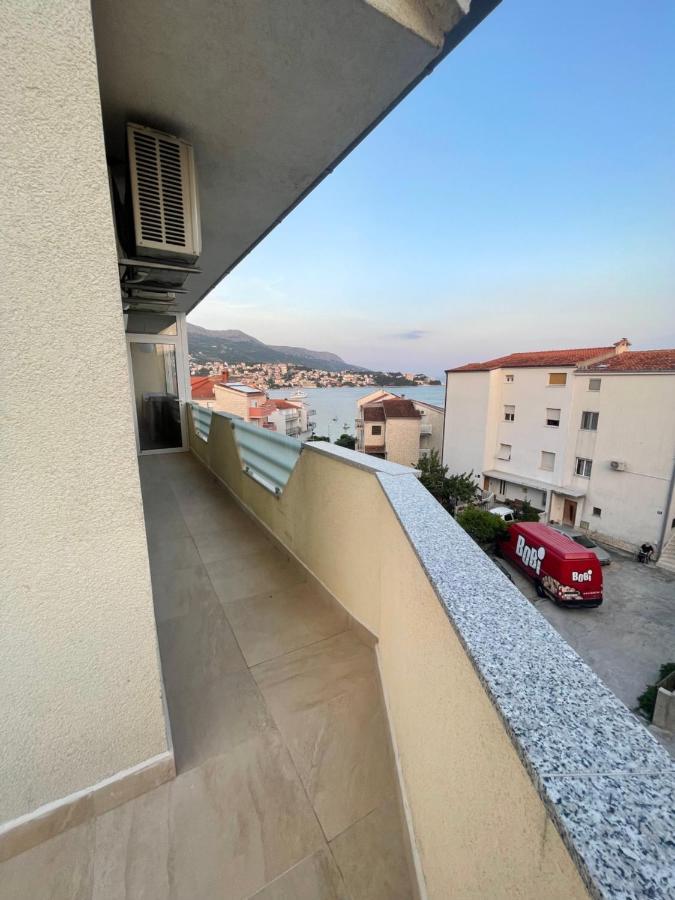 Apartments Lacaleta Spalato Esterno foto